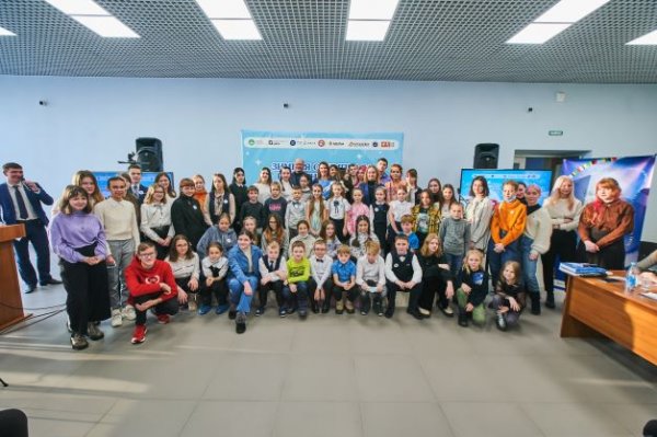 Открытие выставки литературно-художественных работ детей России и Китая 