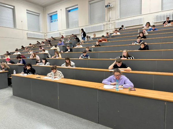 Экзамен HSK успешно прошел в Институте Конфуция НГТУ 8 декабря 2024 года