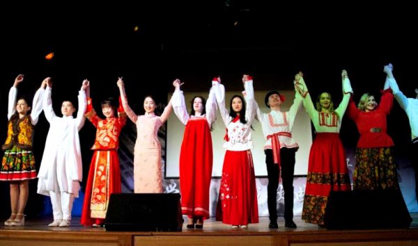 XII региональный российско-китайский студенческий конкурс песни «Голос дружбы» прошел в Институте Конфуция НГТУ